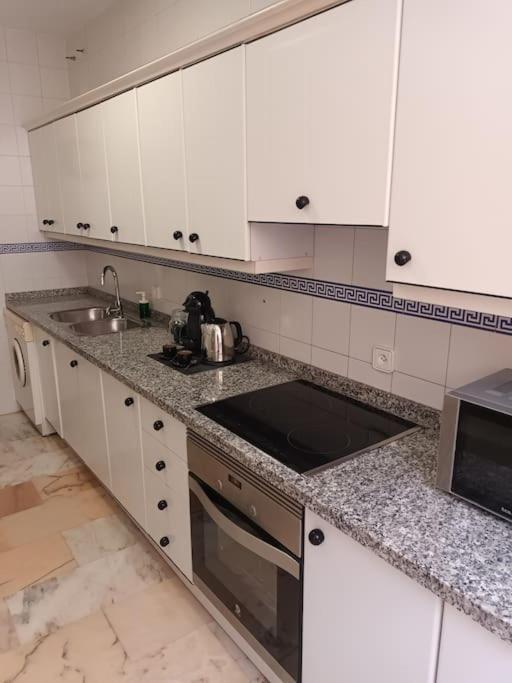 Apartamento Puerta Real Seville Exterior photo