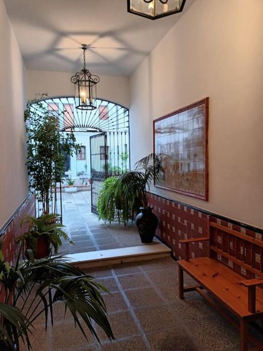 Apartamento Puerta Real Seville Exterior photo