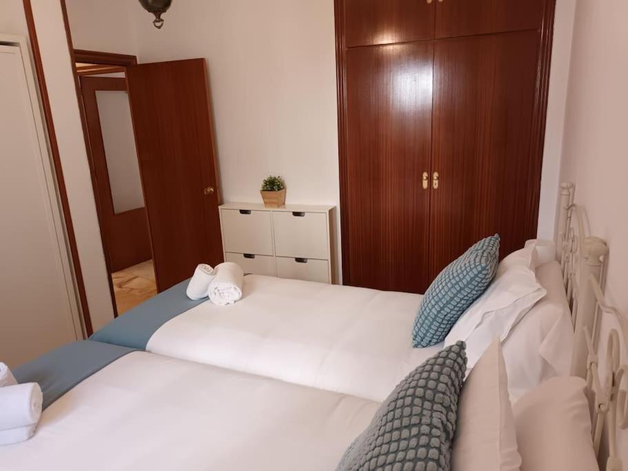 Apartamento Puerta Real Seville Exterior photo
